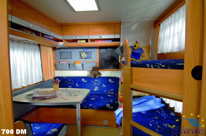 wi_s4_700dm_heckbett_01.jpg
